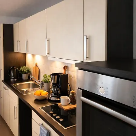 City-apartment! Nur 300m Zum Stadthafen